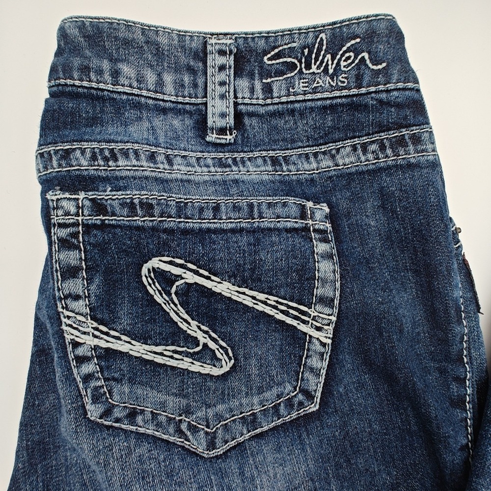 Silver‎ Jeans Aiko Bootcut Womens 18/33 Mid Rise Curvy Fit Medium Wash Denim - Picture 2 of 8